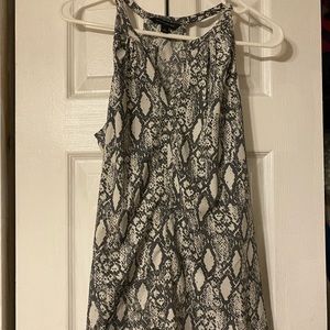 Banana republic Snake skin tank size small